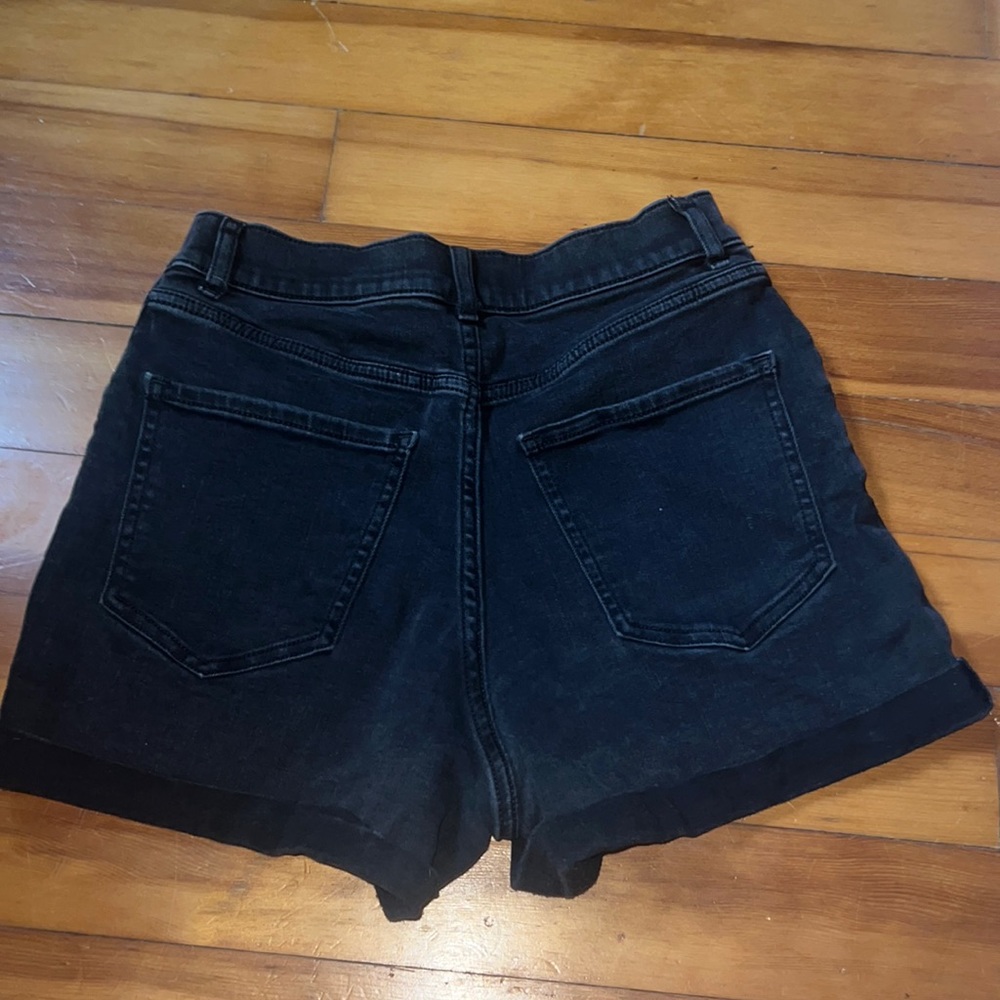 Plan black jean shorts